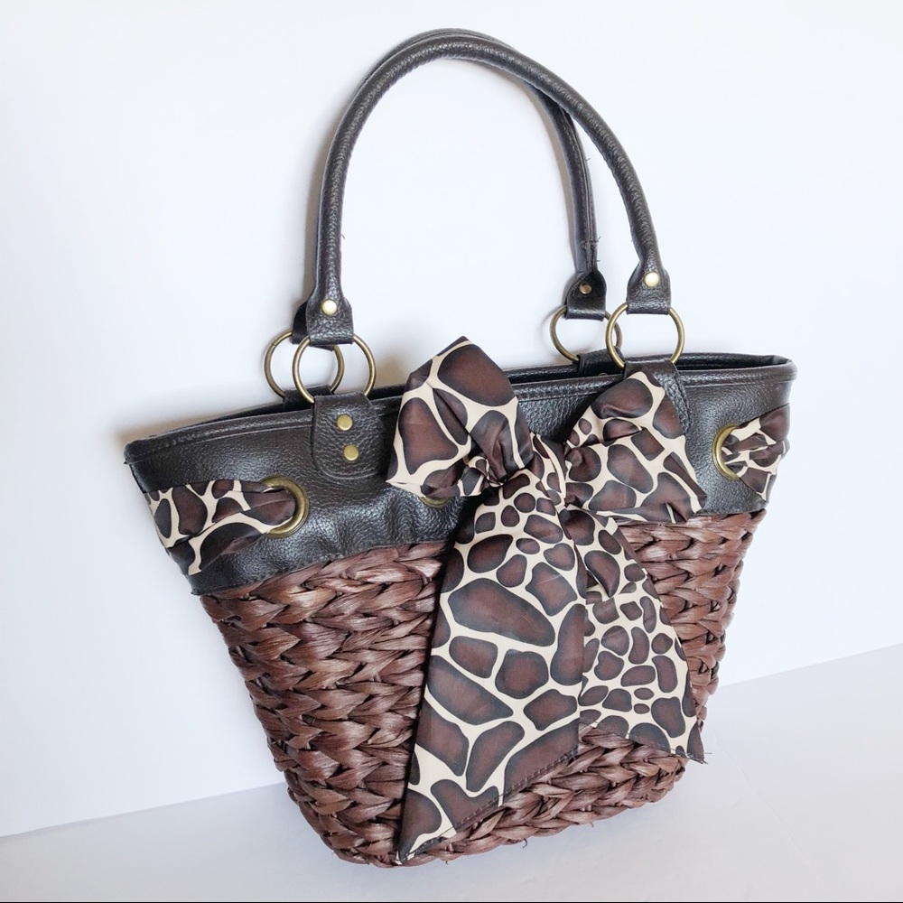 AphOrism Straw Bag